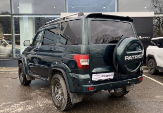 Подержанный автомобиль УАЗ Patriot 2016 года (7 фото)