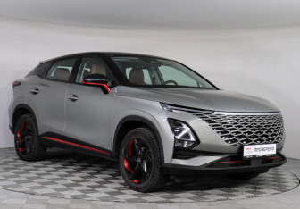 Подержанный автомобиль Omoda C5 2023 года (3 фото)