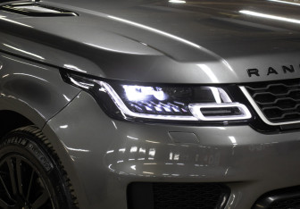 Подержанный автомобиль Land Rover Range Rover Sport 2018 года (24 фото)