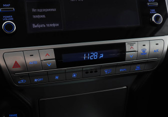 Подержанный автомобиль Toyota Land Cruiser Prado 2021 года (15 фото)