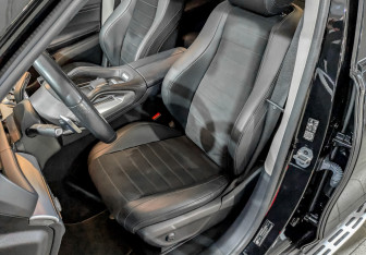 Подержанный автомобиль Mercedes-Benz GLE 2021 года (20 фото)