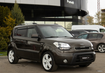 Подержанный автомобиль Kia Soul 2011 года (2 фото)