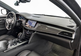 Подержанный автомобиль Cadillac CT6 2019 года (11 фото)