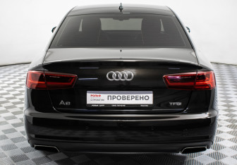 Подержанный автомобиль Audi A6 Sedan 2015 года (6 фото)
