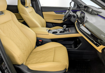 Подержанный автомобиль Changan UNI-K 2024 года (25 фото)