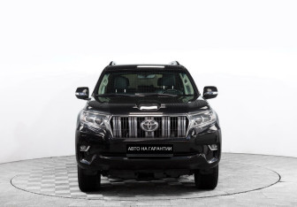 Подержанный автомобиль Toyota Land Cruiser Prado 2018 года (2 фото)