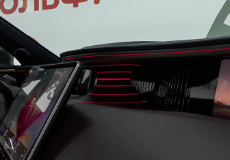 Подержанный автомобиль Avatr 11 2023 года (22 фото)