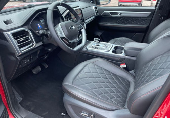 Подержанный автомобиль JAC T9 2024 года (12 фото)