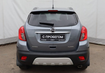 Подержанный автомобиль Opel Mokka 2014 года (5 фото)