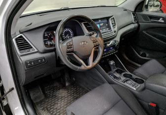 Подержанный автомобиль Hyundai Tucson 2018 года (15 фото)