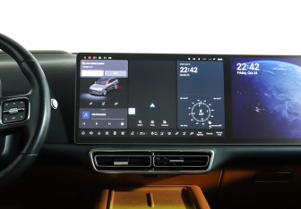 Подержанный автомобиль LiXiang L9 2024 года (17 фото)