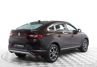 Подержанный автомобиль Renault Arkana 2019 года (5 фото)