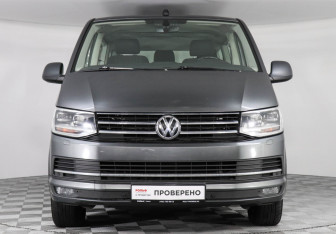 Подержанный автомобиль Volkswagen Caravelle 2017 года (2 фото)