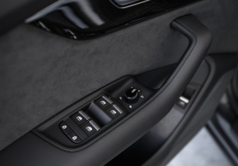 Новый Audi SQ8 2025 (28 фото)