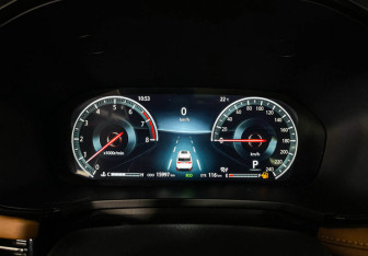 Подержанный автомобиль Changan CS95 2023 года (11 фото)