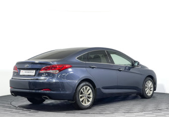 Подержанный автомобиль Hyundai i40 Sedan 2016 года (5 фото)