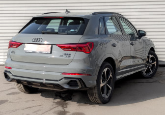 Новый Audi Q3 2025 (2 фото)