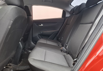 Подержанный автомобиль Kia Rio Sedan 2021 года (11 фото)