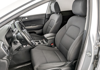 Подержанный автомобиль Kia Sportage 2017 года (20 фото)