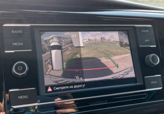 Подержанный автомобиль Volkswagen Caravelle 2021 года (18 фото)