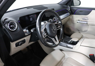 Подержанный автомобиль Mercedes-Benz GLB 2020 года (11 фото)