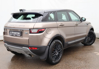 Подержанный автомобиль Land Rover Range Rover Evoque 2015 года (4 фото)