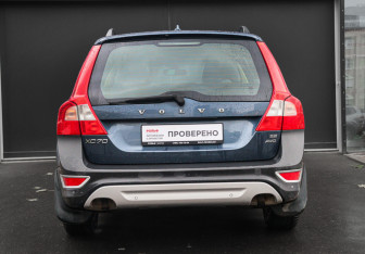 Подержанный автомобиль Volvo XC70 2008 года (5 фото)