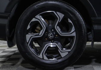 Подержанный автомобиль Honda CR-V 2017 года (6 фото)