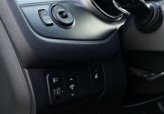 Подержанный автомобиль Kia Ceed Wagon 2014 года (18 фото)