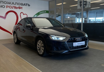 Подержанный автомобиль Audi A4 Sedan 2020 года (3 фото)