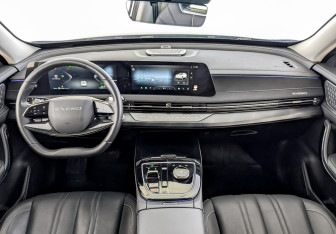 Подержанный автомобиль Exeed LX 2023 года (14 фото)