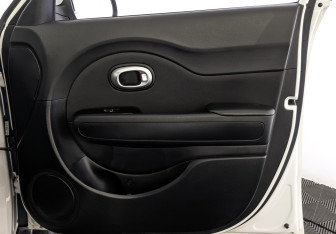 Подержанный автомобиль Kia Soul 2019 года (25 фото)