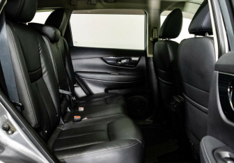 Подержанный автомобиль Nissan X-Trail 2020 года (18 фото)