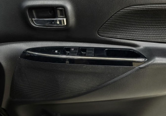 Подержанный автомобиль Nissan Dayz Roox 2016 года (14 фото)