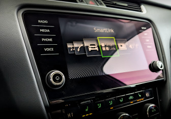 Подержанный автомобиль Skoda Octavia Liftback 2017 года (28 фото)