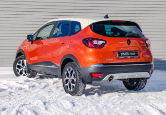 Подержанный автомобиль Renault Kaptur 2017 года (7 фото)