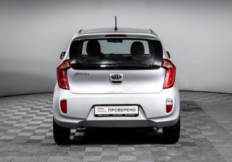 Подержанный автомобиль Kia Picanto 2011 года (6 фото)