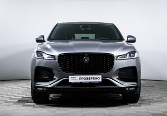Подержанный автомобиль Jaguar F-Pace 2021 года (2 фото)