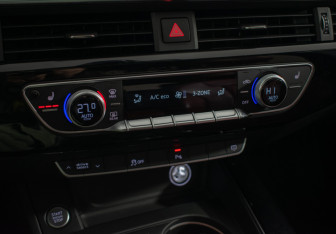 Подержанный автомобиль Audi A5 Liftback 2017 года (16 фото)