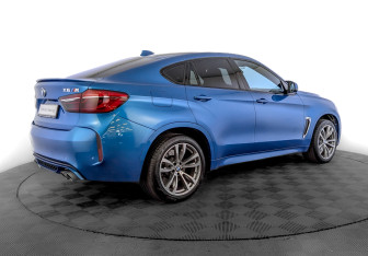 Подержанный автомобиль BMW X6 M 2016 года (5 фото)