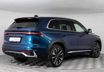 Подержанный автомобиль Geely Monjaro 2023 года (5 фото)