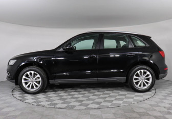 Подержанный автомобиль Audi Q5 2014 года (8 фото)
