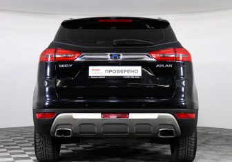 Подержанный автомобиль Geely Atlas 2019 года (5 фото)