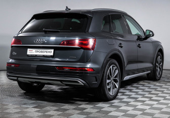 Подержанный автомобиль Audi Q5 2021 года (5 фото)