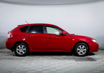 Подержанный автомобиль Subaru Impreza Hatchback 2008 года (4 фото)