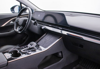 Подержанный автомобиль Omoda C5 2023 года (10 фото)