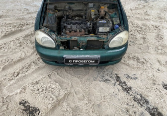 Подержанный автомобиль Chevrolet Lanos 2006 года (9 фото)