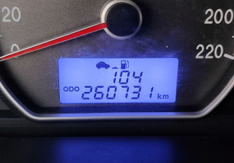 Подержанный автомобиль Hyundai Elantra Sedan 2008 года (16 фото)