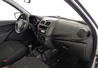 Подержанный автомобиль LADA (ВАЗ) Granta Sedan 2022 года (11 фото)