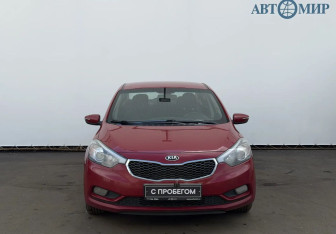 Подержанный автомобиль Kia Cerato Sedan 2014 года (2 фото)